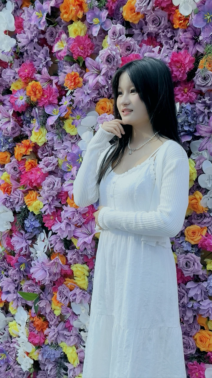 《花海中绽露的美丽》
