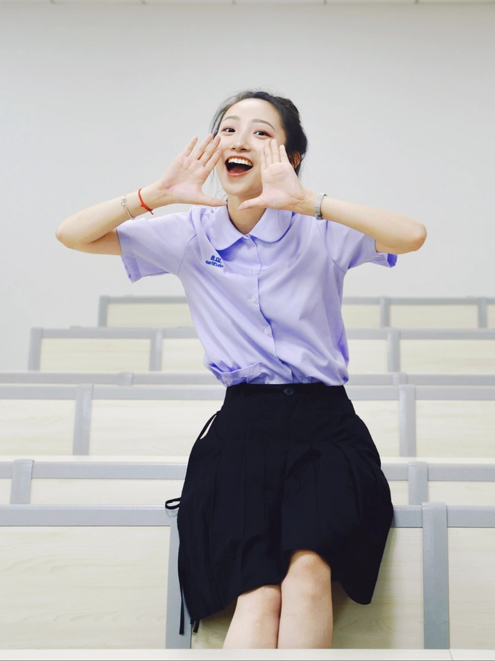 青春毕业季：在粉笔痕迹里存档的盛夏