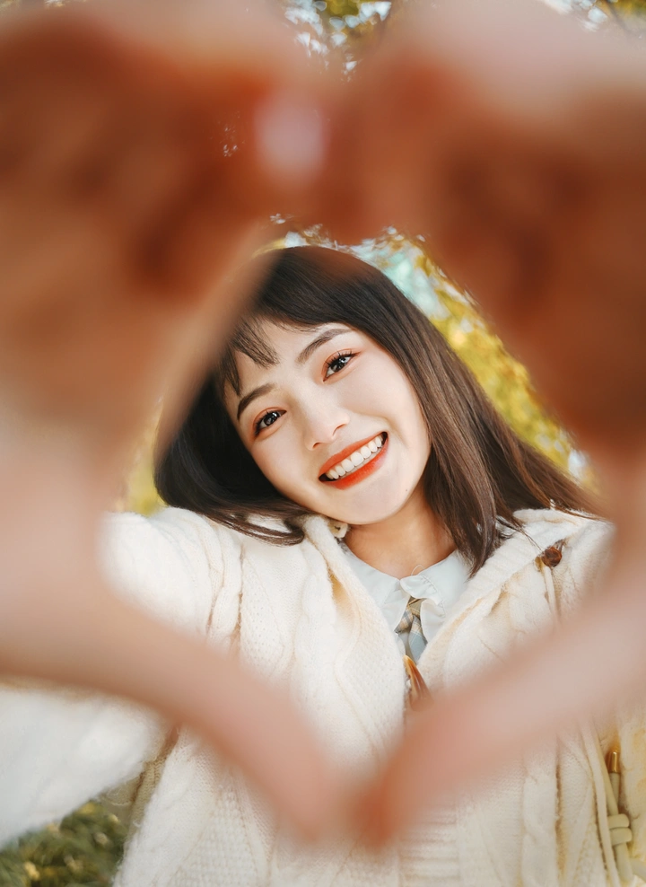 给秋天比个心吧