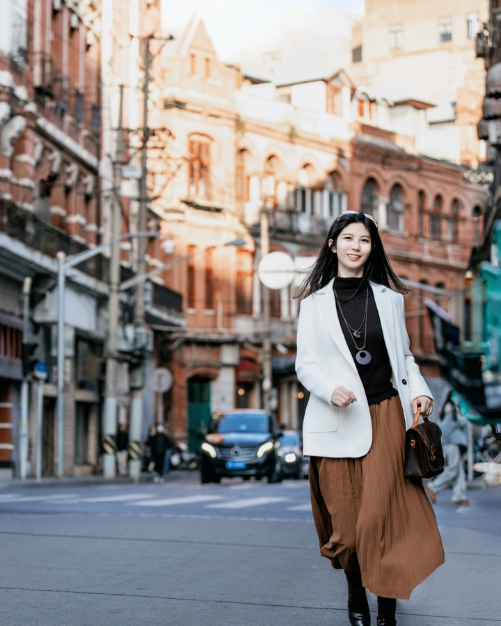当女摄被抓去当模特-外滩踩点篇