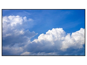 蔚蓝雲空