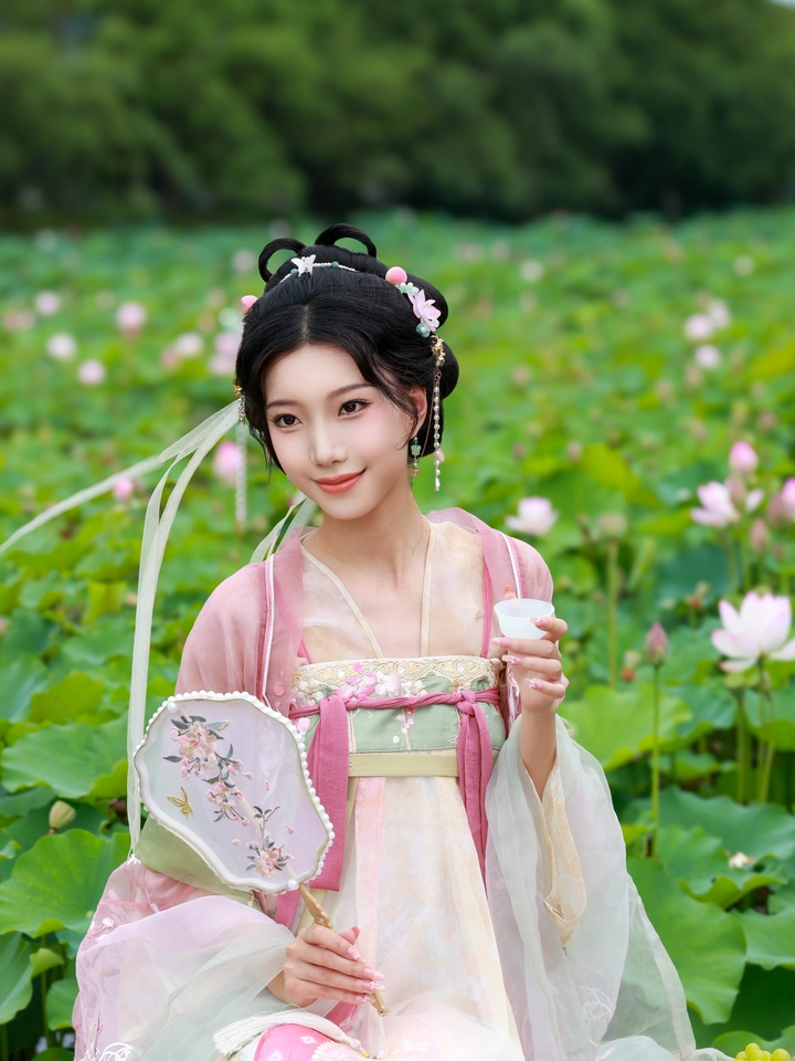 荷花仙子