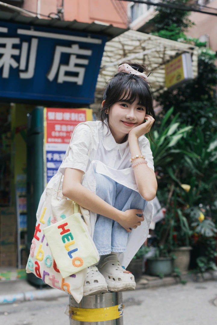 “生活的可爱，到生活里爱”