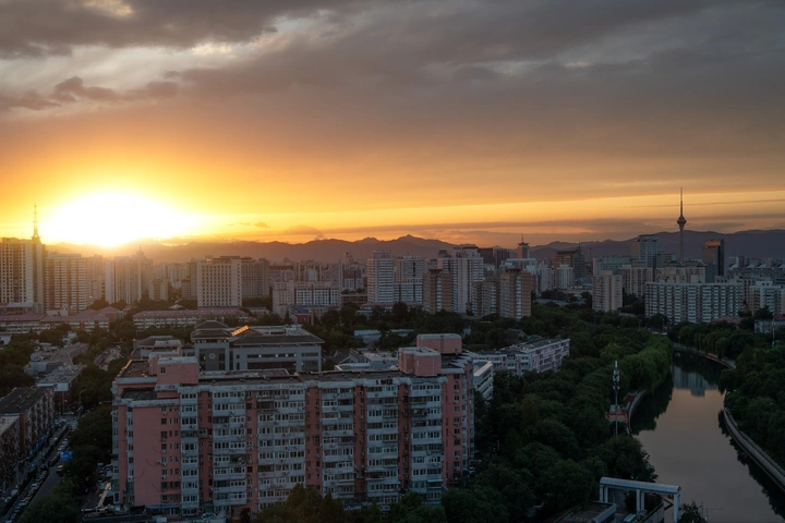 一缕阳光照京城