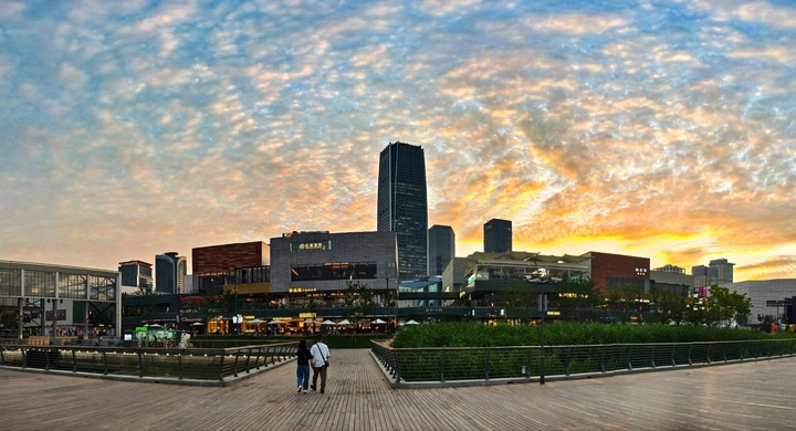 日落时分的城市邂逅