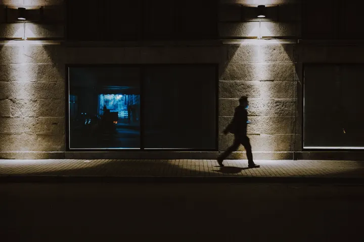 夜归人