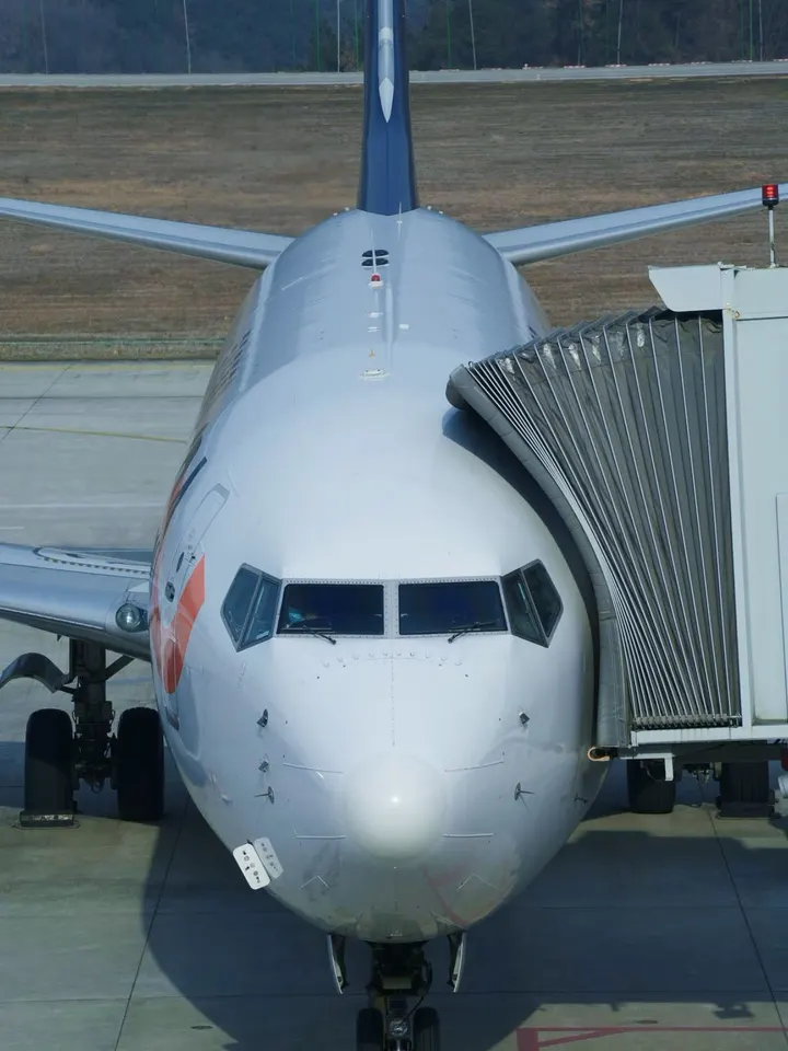 ✈️