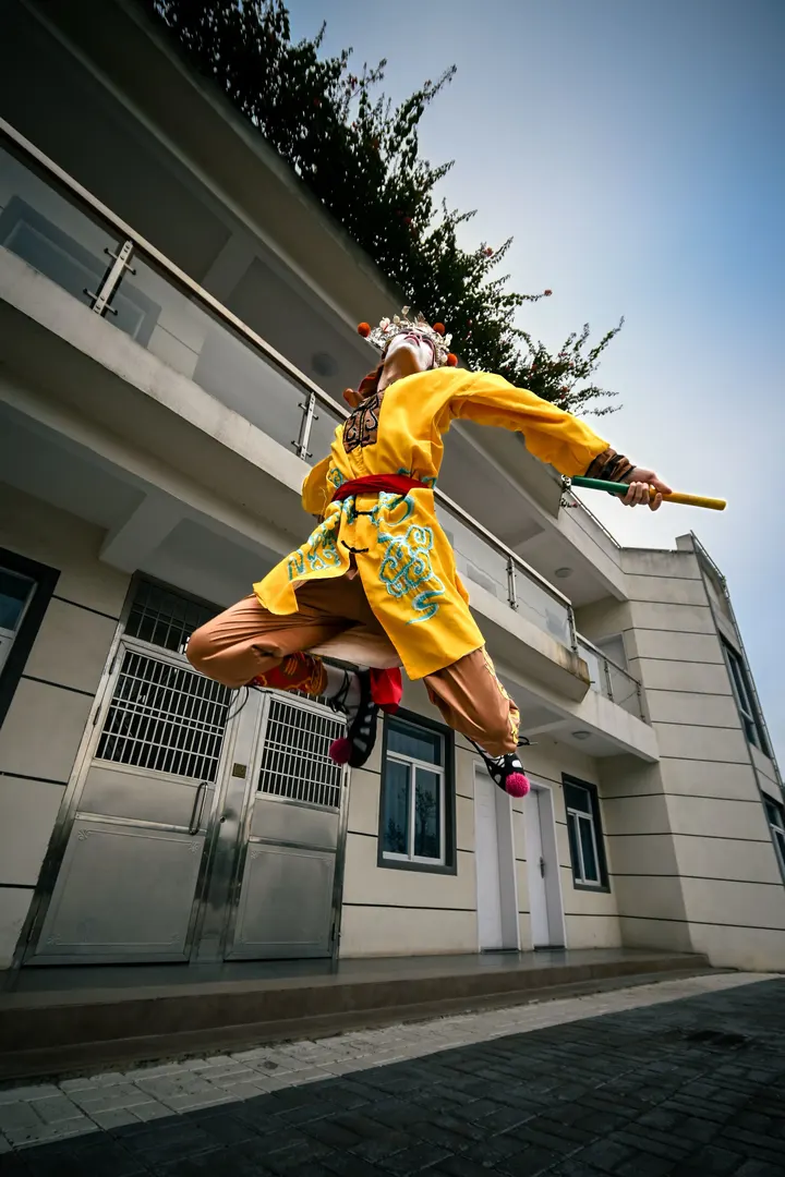 英歌跃影，古韵焕新