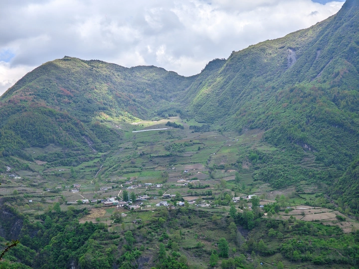 牛背山