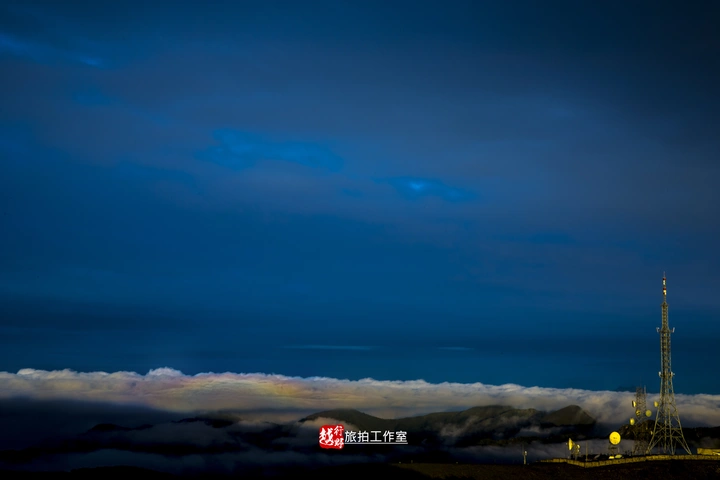 光