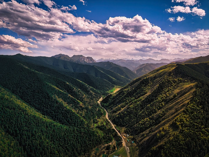 山外的山