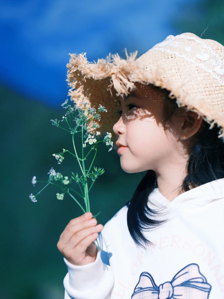 草帽下的芬芳时光