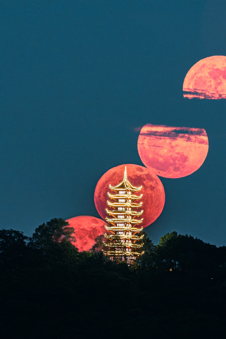 月出览星塔