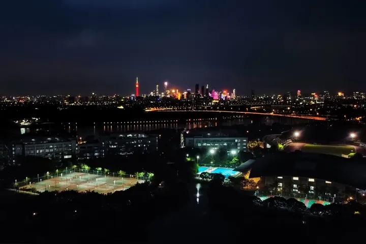 从大学城看CBD