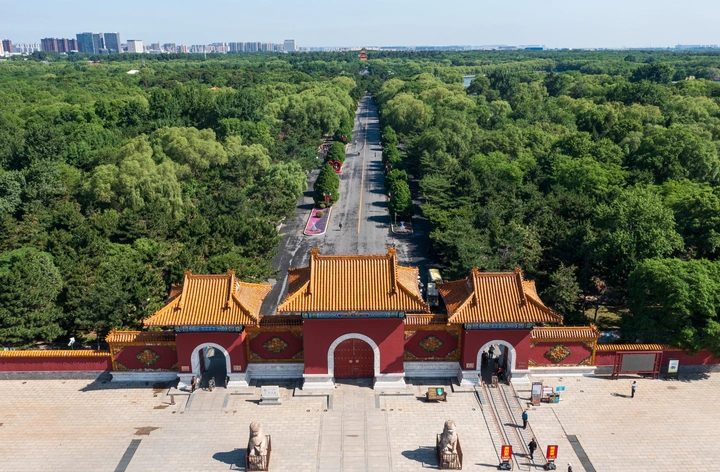 航拍沈阳市北陵公园