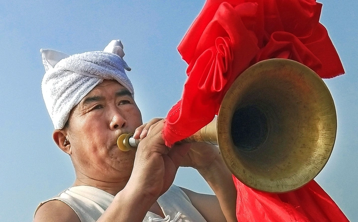 唢呐吹起来
