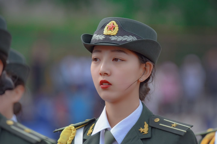 英姿飒爽