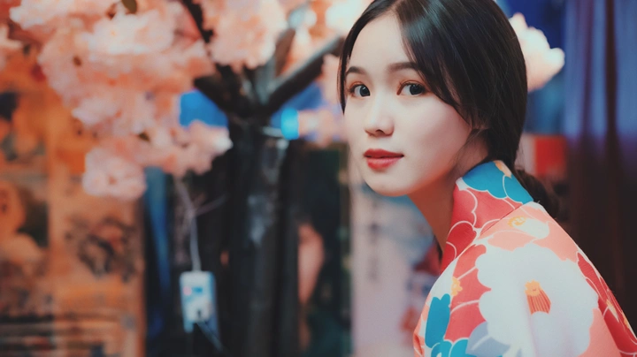 知华年
