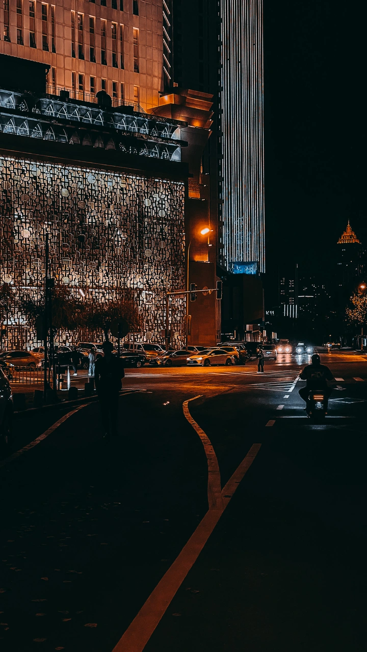 十月的第一夜