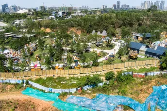 城市中的一个住宅区 aerial view