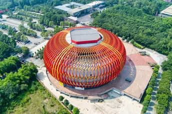 空场的鸟瞰图 足球场