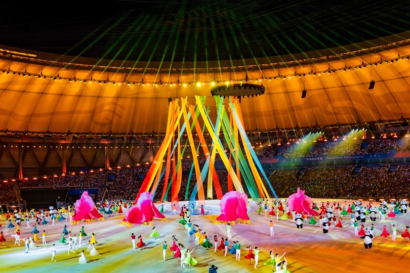 大型体育场中的表演者