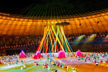 大型体育场中的表演者