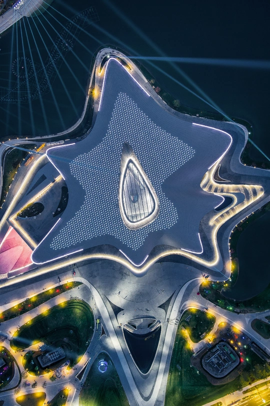 夜晚的城市 aerial view