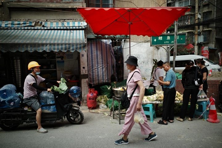 走街串巷
