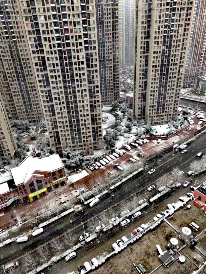 城市初雪