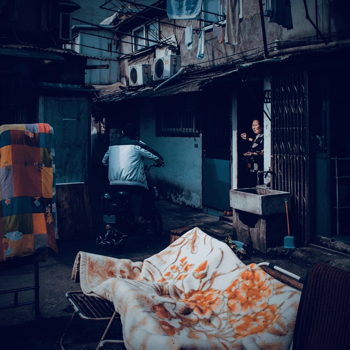 上海老城厢系列4:街头人家