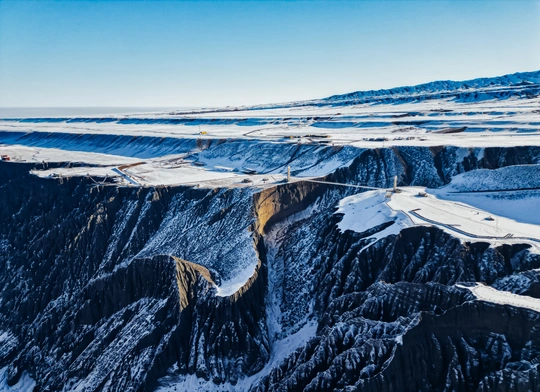雪覆盖的景观 aerial view