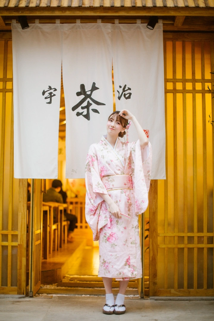 等春来等樱落🌸