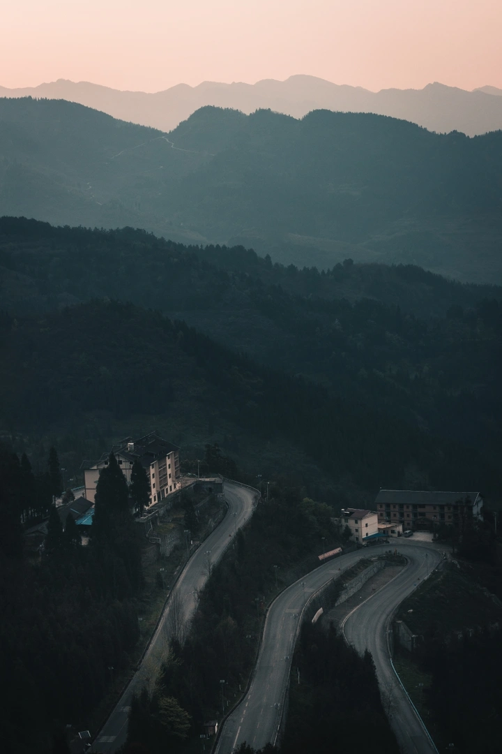 山间公路