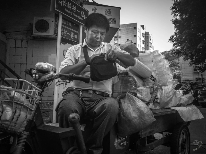 『街头小贩』
