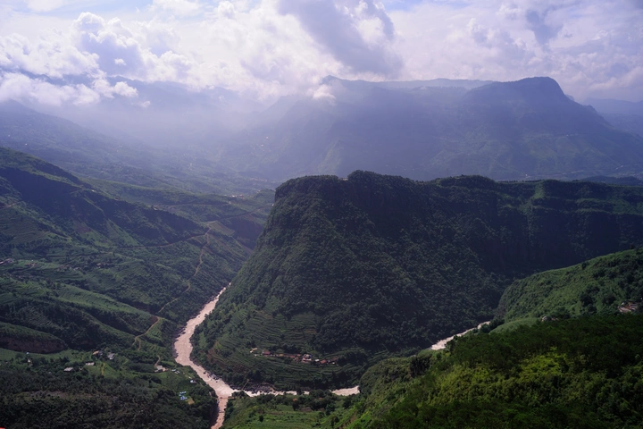 《行走中国》，北盘江大峡谷，贵州六盘水