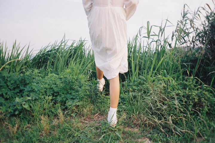 “夏天的风，正暖暖吹过”