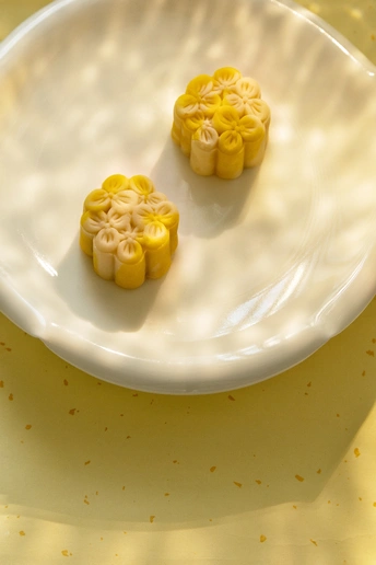 小黄花盘上的小黄花