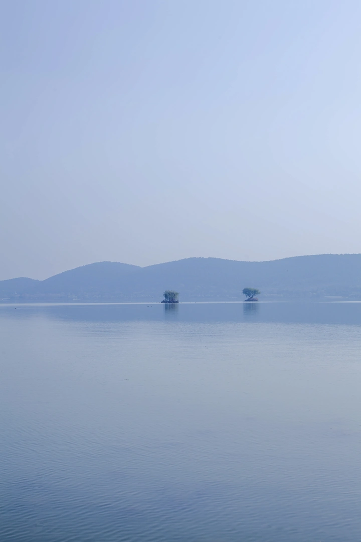 《云龙湖》