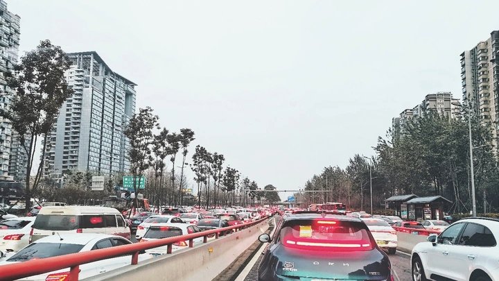 以后还有很漫长很漫长的路途