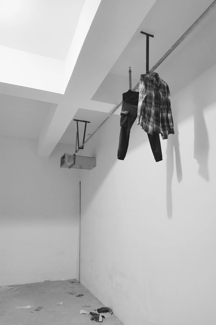 生活很苦，请依然相信美好。