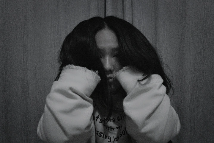 夜深
