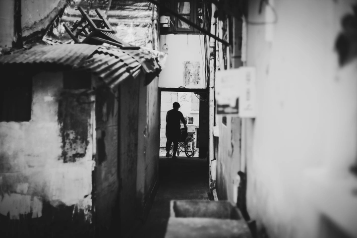 弄里堂间