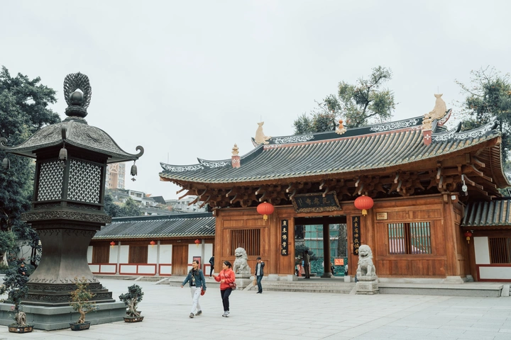 广州佛学院，光孝寺。