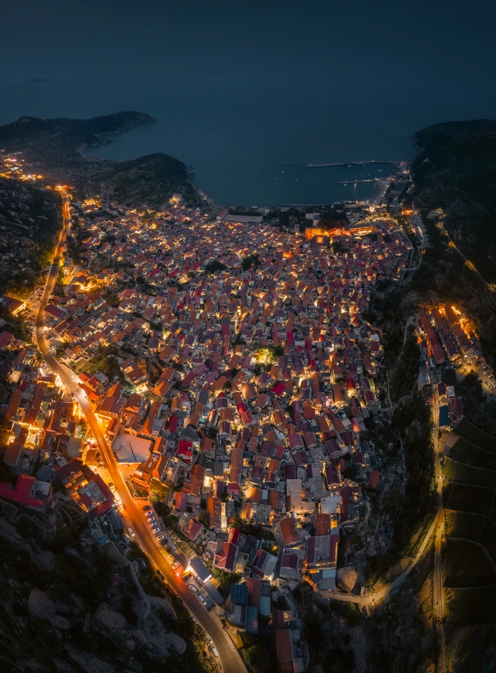 青山渔村