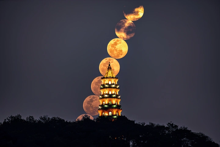 龙象塔月升