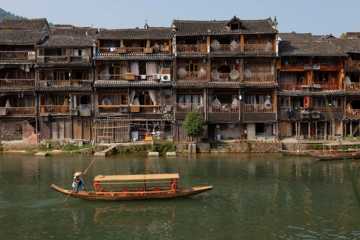 沱江上的船家