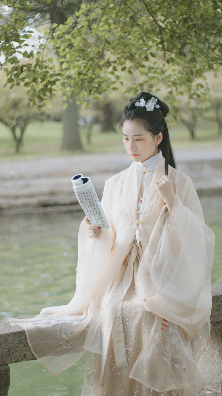姑苏烟云石湖月