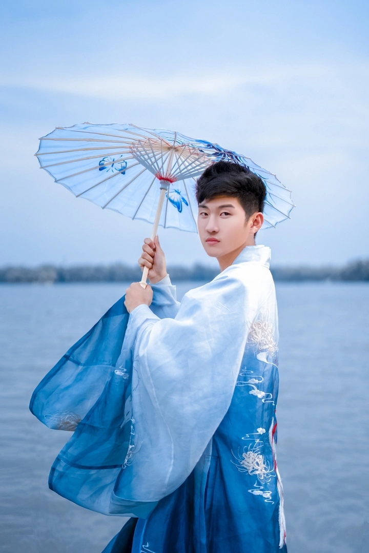 汉服九尾