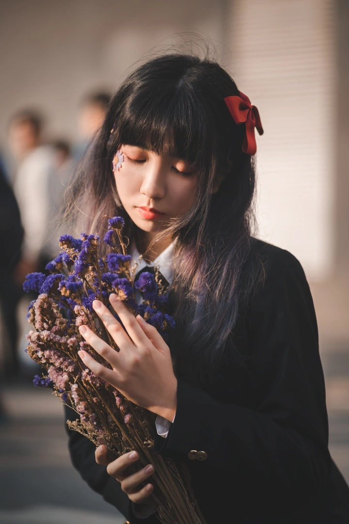 我在人间贩卖黄昏，只为收集世间的温柔去见